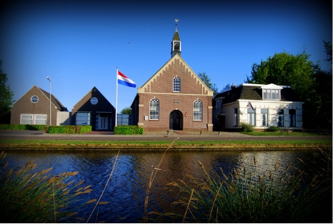 kerk en_pastorie_Nij_Beets